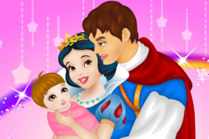 白雪公主和王子照顾宝贝